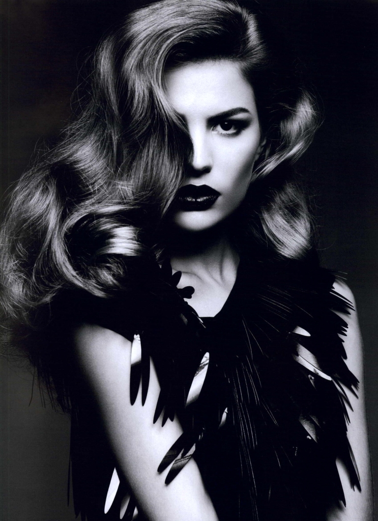 Cameron Russell by Ben Hassett for Numéro #117, Equinox 01