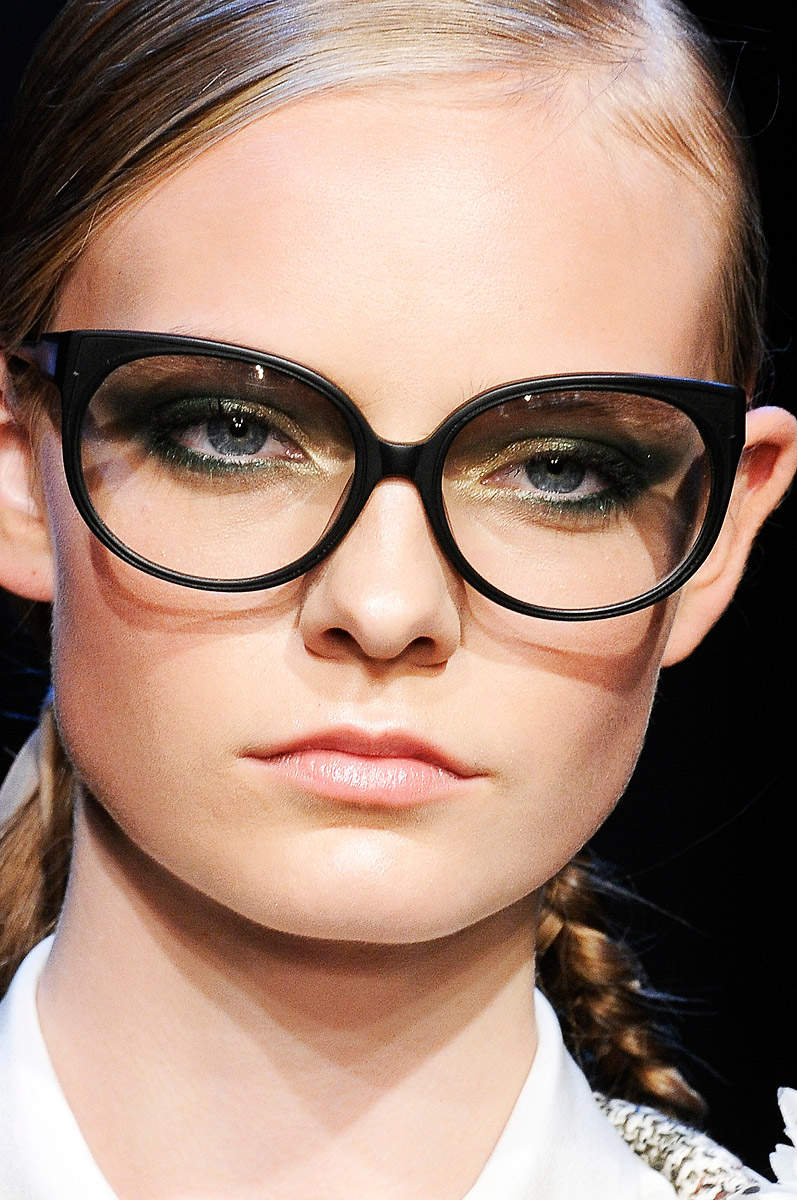 Солнцезащитные очки женские круглая форма. Стильные очки. Стильные очки для зрения. Очки для зрения модные. Стильные очки для женщин.